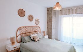 Mikasika - Duplex Apartment With Seasonal Swimming Pool & Walking Distance From The Beach